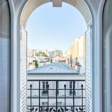 Elegant 2br - Sleeps 6 - Steps From Arc De Triomphe * Paris
