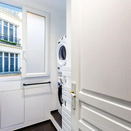 Elegant 2br - Sleeps 6 - Steps From Arc De Triomphe * פריז