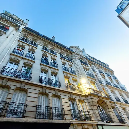 Elegant 2br - Sleeps 6 - Steps From Arc De Triomphe דירה פריז