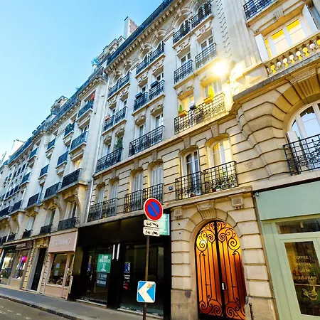 Elegant 2br - Sleeps 6 - Steps From Arc De Triomphe *